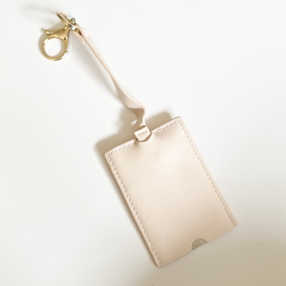 Burberry | Keychain - Picture 3 of 4